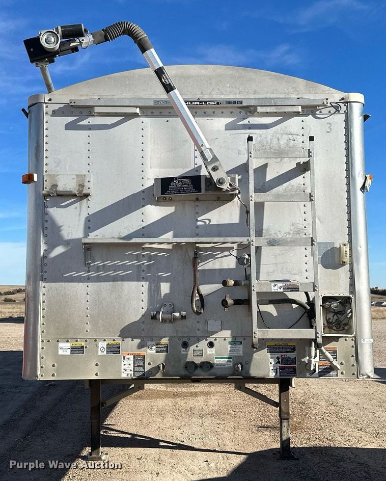 image for item NS9103 2008 Wilson DWG-550WB  walking floor trailer