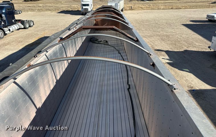 image for item NS9103 2008 Wilson DWG-550WB  walking floor trailer