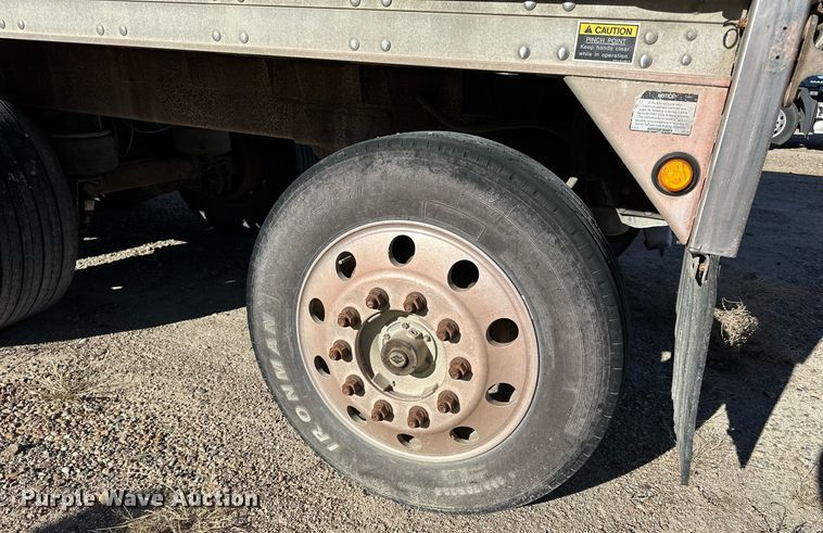 image for item NS9103 2008 Wilson DWG-550WB  walking floor trailer