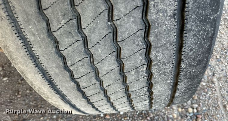 image for item NS9103 2008 Wilson DWG-550WB  walking floor trailer