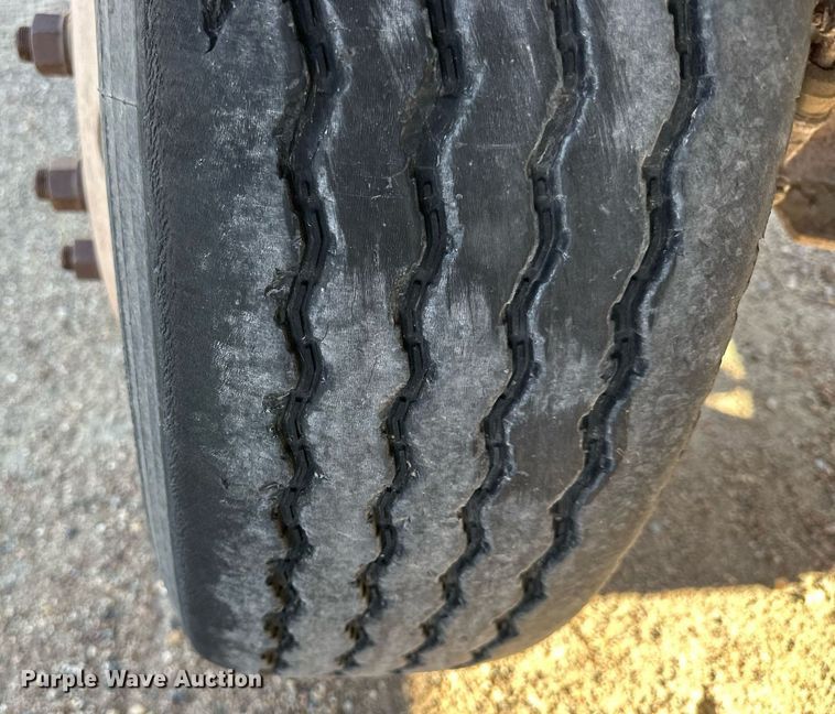 image for item NS9103 2008 Wilson DWG-550WB  walking floor trailer