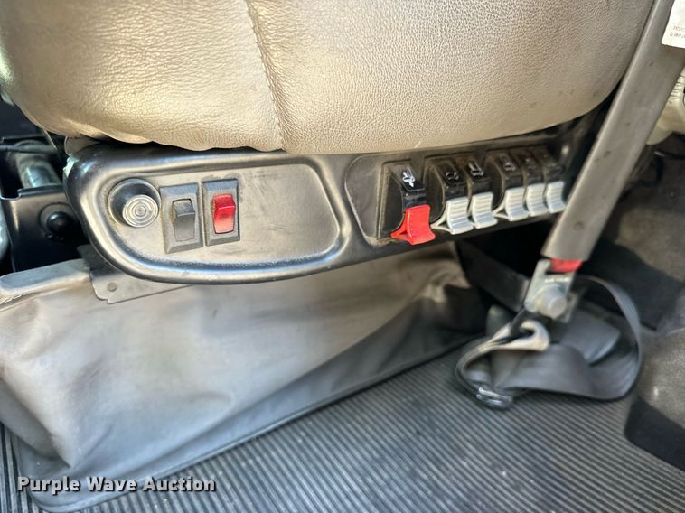 image for item NS9105 2017 Kenworth T660  semi truck