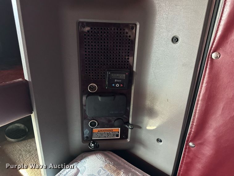 image for item NS9105 2017 Kenworth T660  semi truck