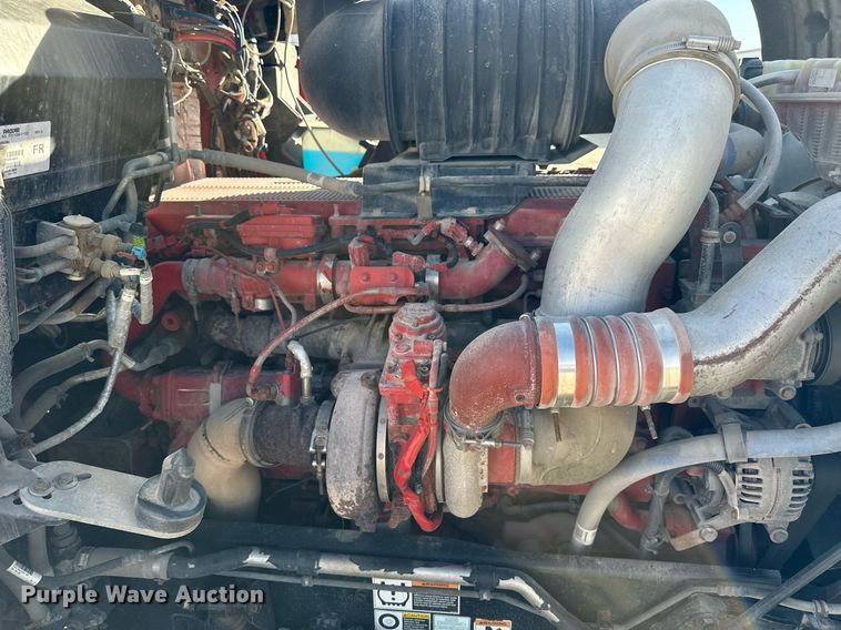 image for item NS9105 2017 Kenworth T660  semi truck