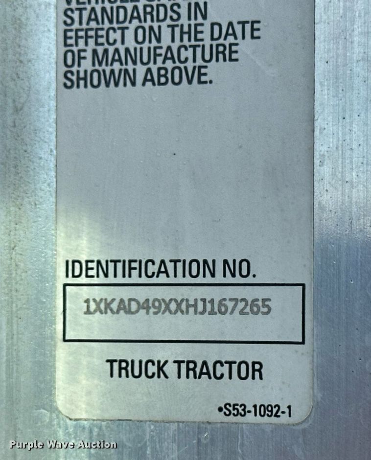 image for item NS9105 2017 Kenworth T660  semi truck