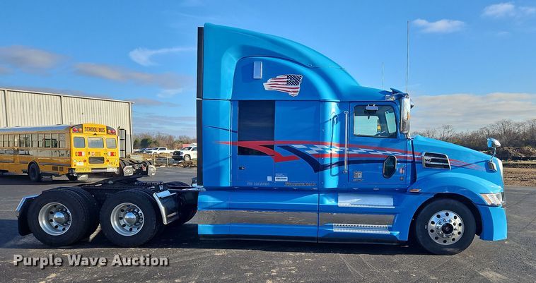 image for item NZ9111 2020 Western Star 5700XE  semi truck