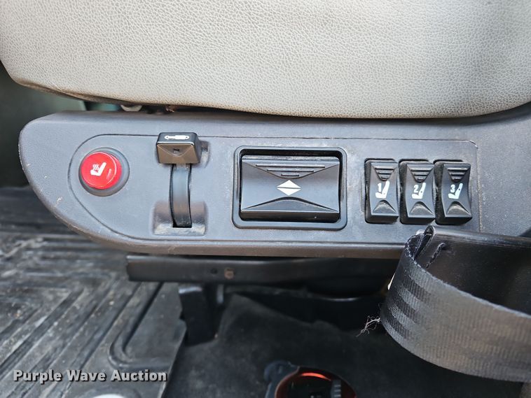 image for item NZ9111 2020 Western Star 5700XE  semi truck