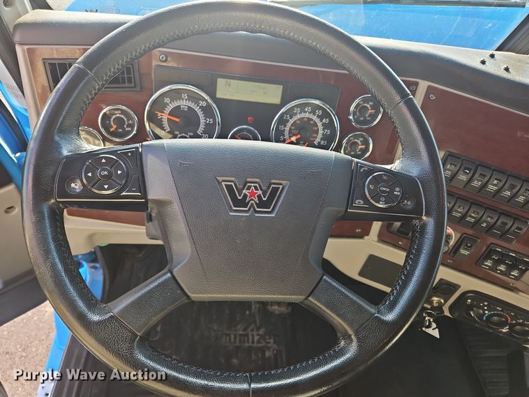 image for item NZ9111 2020 Western Star 5700XE  semi truck