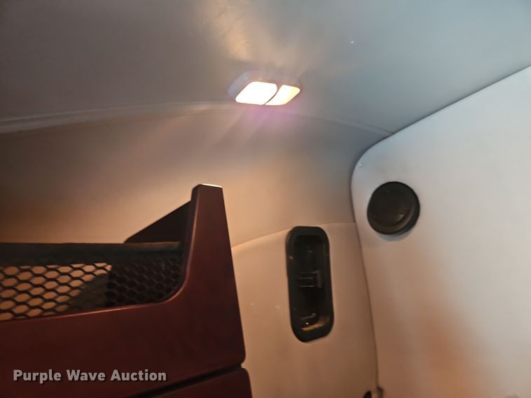 image for item NZ9111 2020 Western Star 5700XE  semi truck