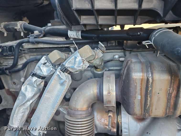 image for item NZ9111 2020 Western Star 5700XE  semi truck