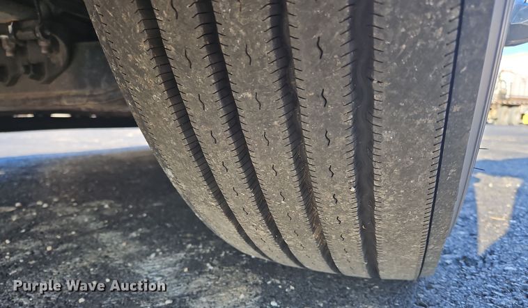 image for item NZ9111 2020 Western Star 5700XE  semi truck