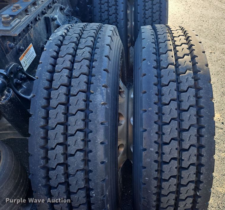 image for item NZ9111 2020 Western Star 5700XE  semi truck