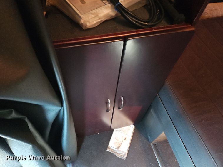 image for item NZ9112 2020 Western Star 4900EX  semi truck