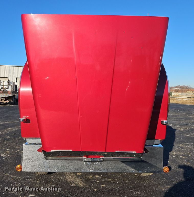 image for item NZ9112 2020 Western Star 4900EX  semi truck