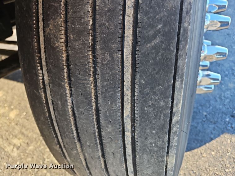 image for item NZ9112 2020 Western Star 4900EX  semi truck