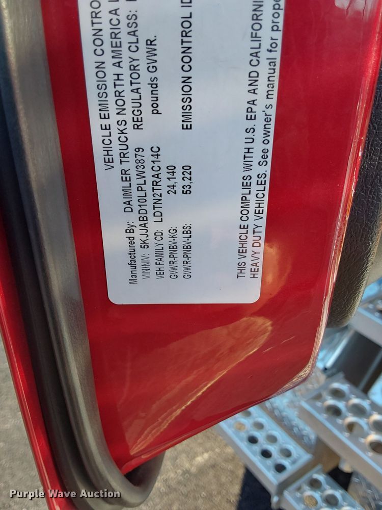 image for item NZ9112 2020 Western Star 4900EX  semi truck