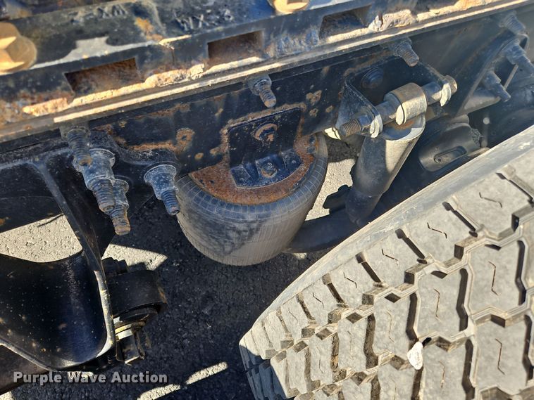 image for item NZ9118 2015 International ProStar  semi truck