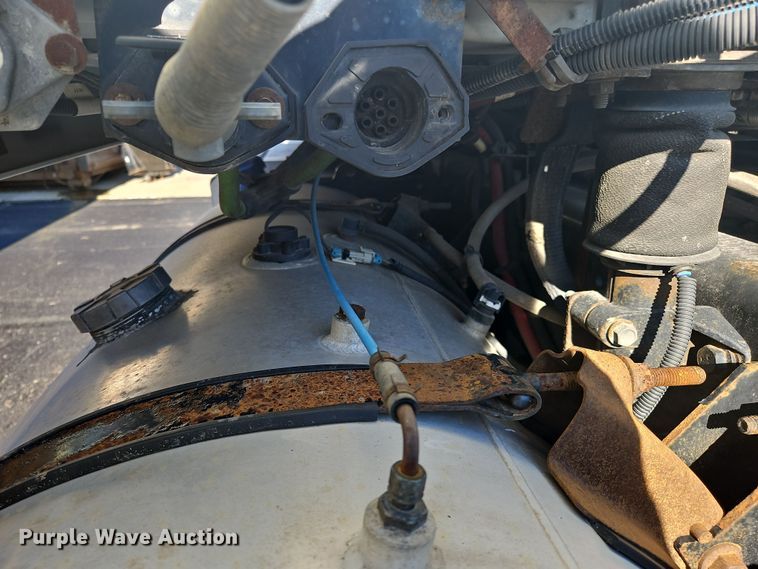 image for item NZ9118 2015 International ProStar  semi truck