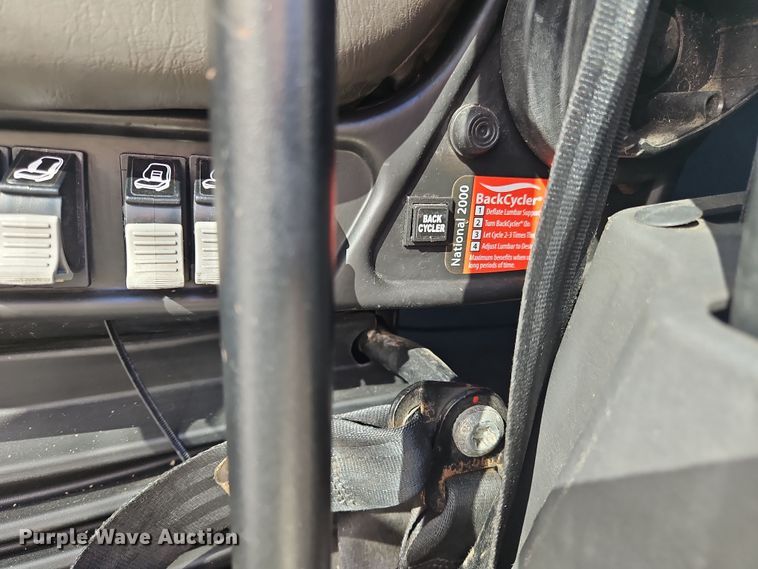 image for item NZ9118 2015 International ProStar  semi truck