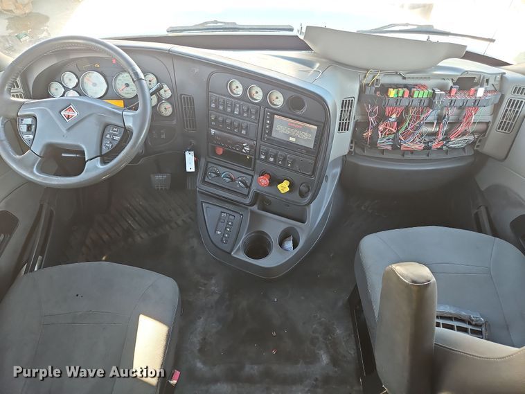 image for item NZ9118 2015 International ProStar  semi truck