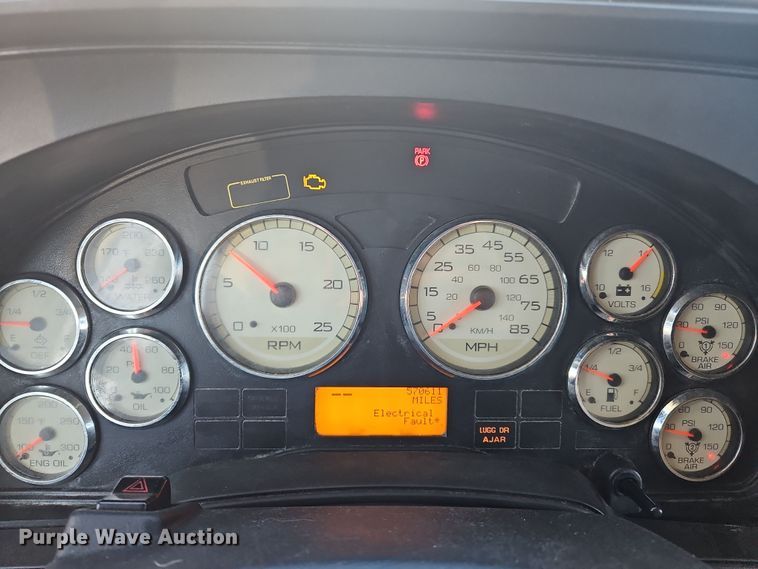 image for item NZ9118 2015 International ProStar  semi truck