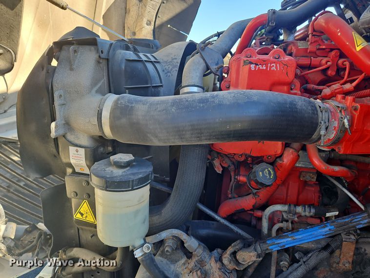 image for item NZ9118 2015 International ProStar  semi truck