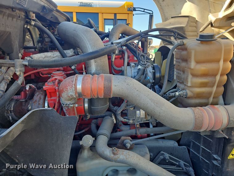 image for item NZ9118 2015 International ProStar  semi truck