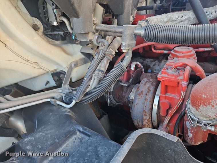 image for item NZ9118 2015 International ProStar  semi truck