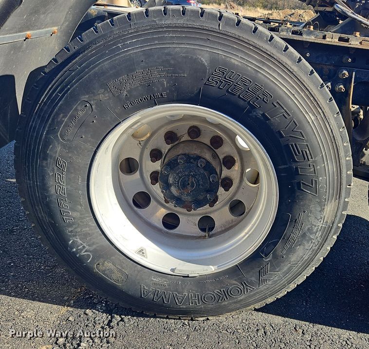 image for item NZ9118 2015 International ProStar  semi truck