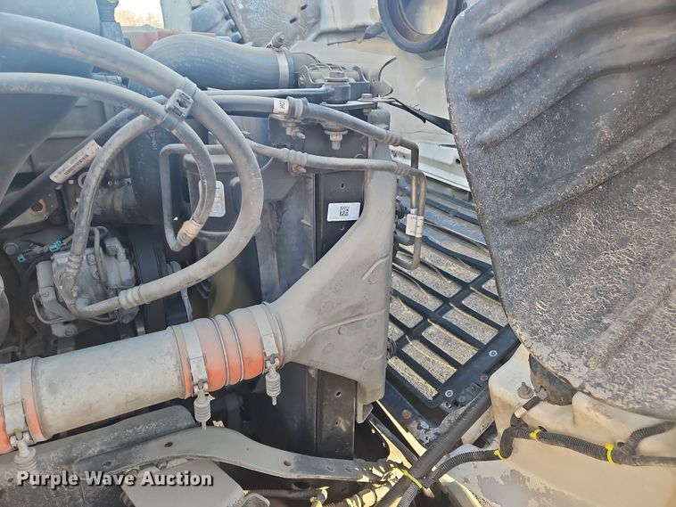 image for item NZ9119 2016 Freightliner Cascadia Evolution  semi truck