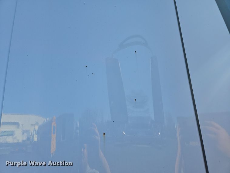 image for item NZ9120 2016 International ProStar  semi truck