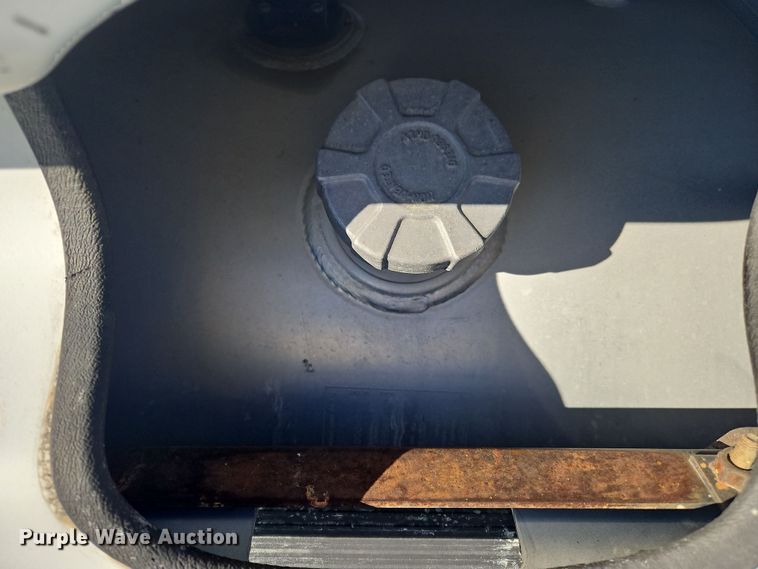 image for item NZ9120 2016 International ProStar  semi truck