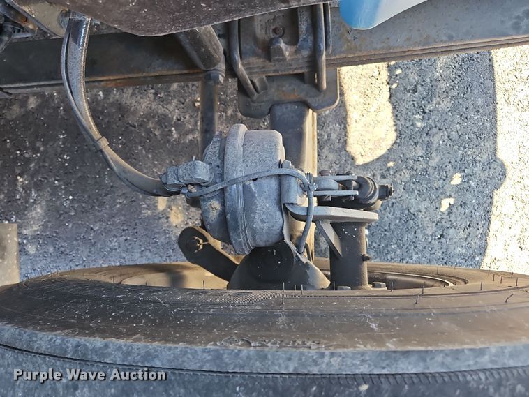 image for item NZ9120 2016 International ProStar  semi truck