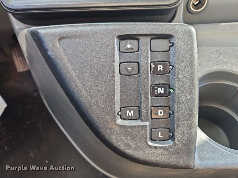 image for item NZ9120 2016 International ProStar  semi truck