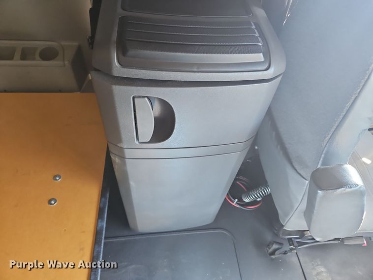 image for item NZ9120 2016 International ProStar  semi truck