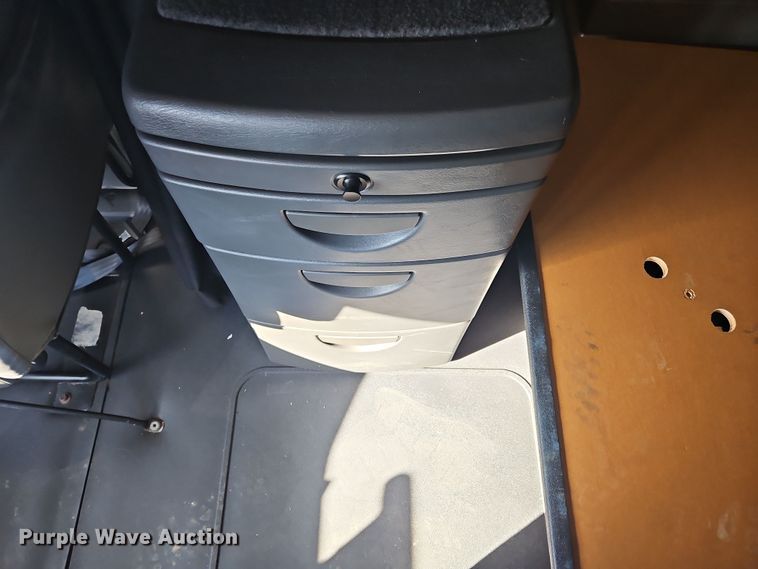 image for item NZ9120 2016 International ProStar  semi truck