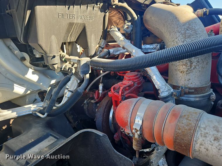 image for item NZ9120 2016 International ProStar  semi truck