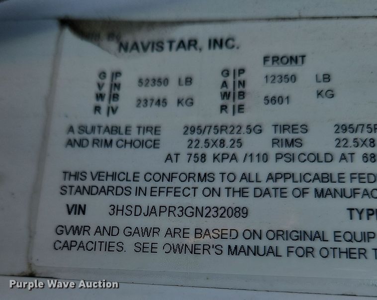 image for item NZ9120 2016 International ProStar  semi truck