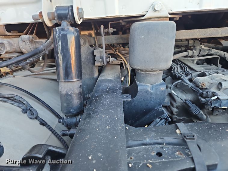 image for item NZ9121 2016 Freightliner Cascadia Evolution  semi truck