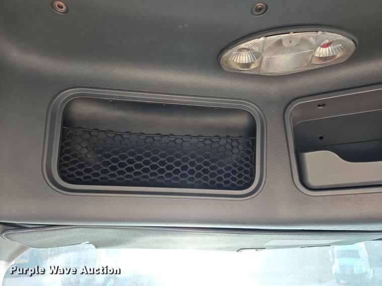 image for item NZ9121 2016 Freightliner Cascadia Evolution  semi truck