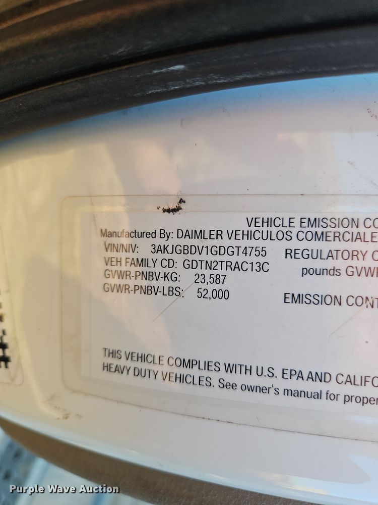 image for item NZ9121 2016 Freightliner Cascadia Evolution  semi truck