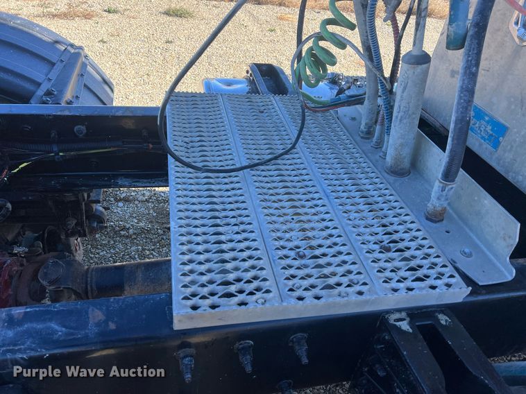 image for item OA9229 2008 Peterbilt 367  semi truck