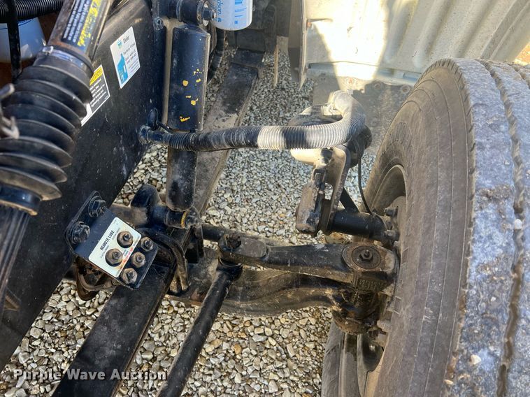 image for item OA9229 2008 Peterbilt 367  semi truck