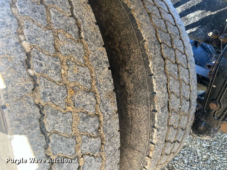 image for item OA9229 2008 Peterbilt 367  semi truck