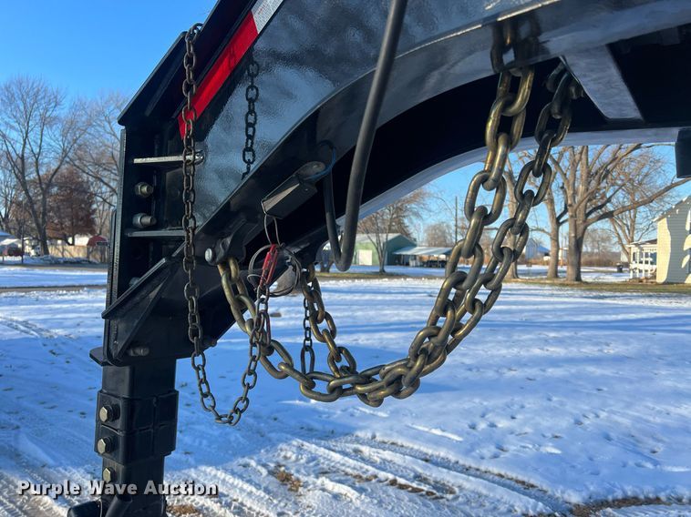 image for item OA9242 2020 Diamond C FMAX216  equipment trailer