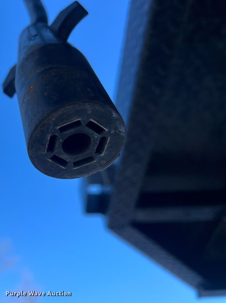 image for item OA9242 2020 Diamond C FMAX216  equipment trailer