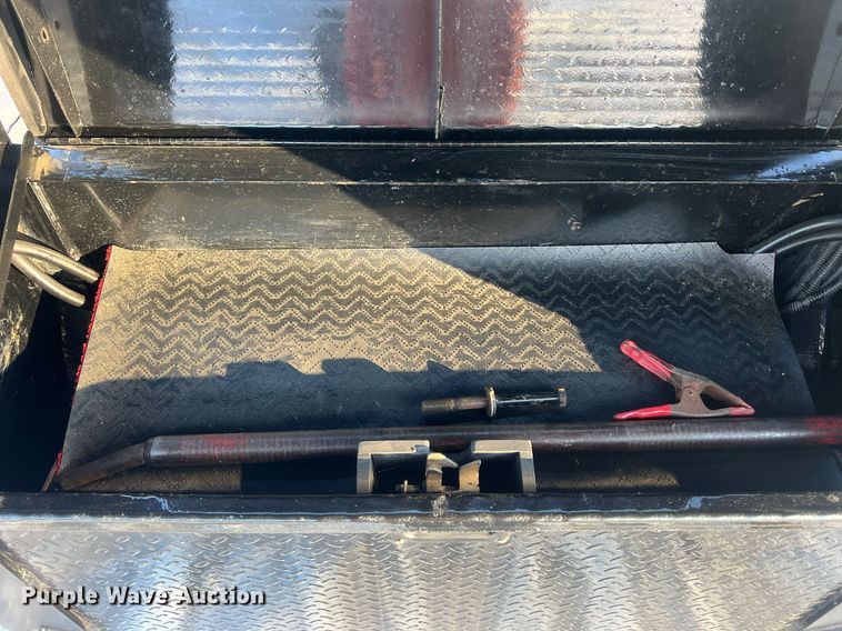 image for item OA9242 2020 Diamond C FMAX216  equipment trailer