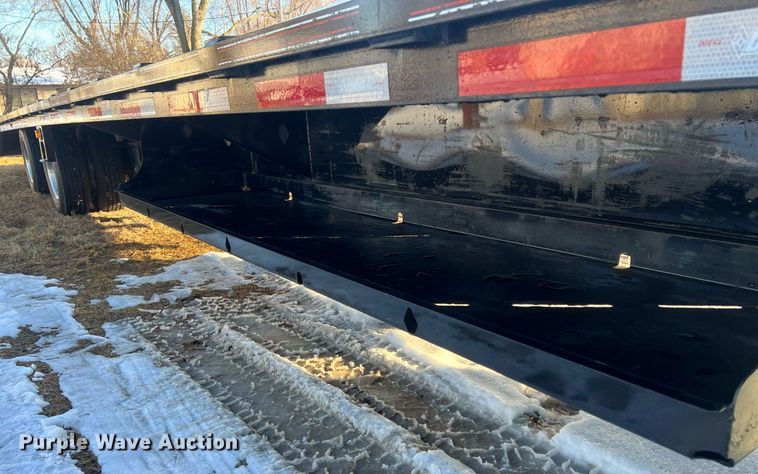 image for item OA9242 2020 Diamond C FMAX216  equipment trailer