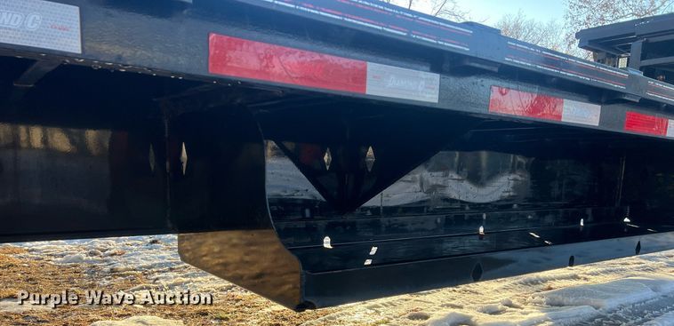 image for item OA9242 2020 Diamond C FMAX216  equipment trailer