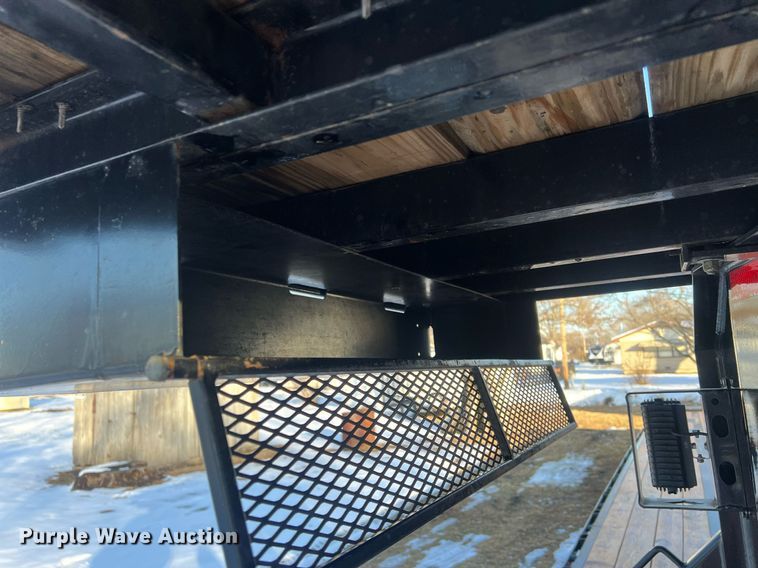 image for item OA9242 2020 Diamond C FMAX216  equipment trailer